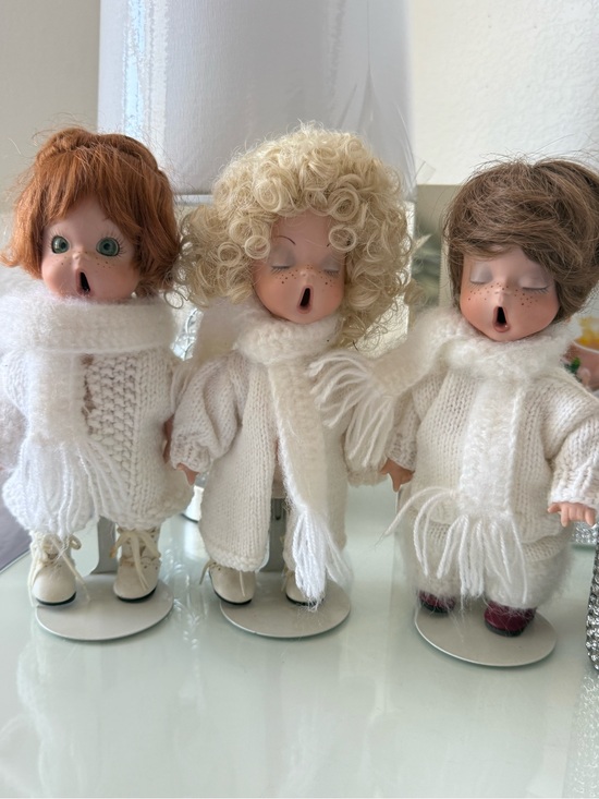 Other - Set of Three White Sweater Scarved Singing Dolls
